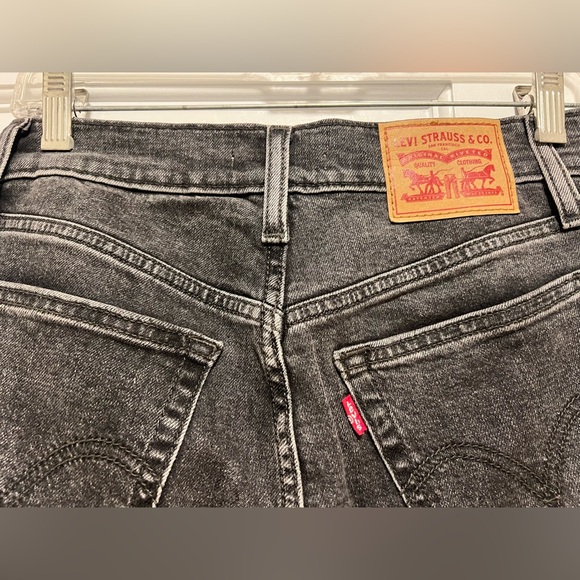 Levi’s women’s skinny Wedgie jeans size 25 - Picture 4 of 6